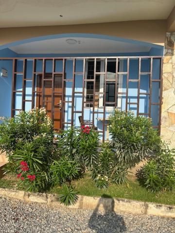 Oneworld Guesthouse & Events Centre Akkra Exterior foto